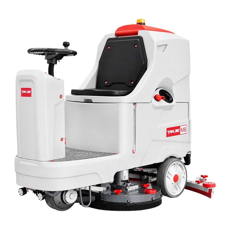 白山坦洁驾驶式洗地机M8